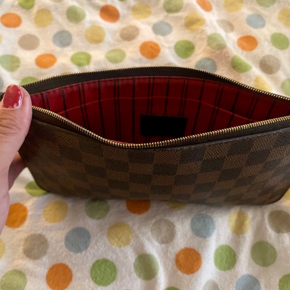 LOUIS VUITTON Damier Ebene Neverfull pouch - Picture 3 of 8